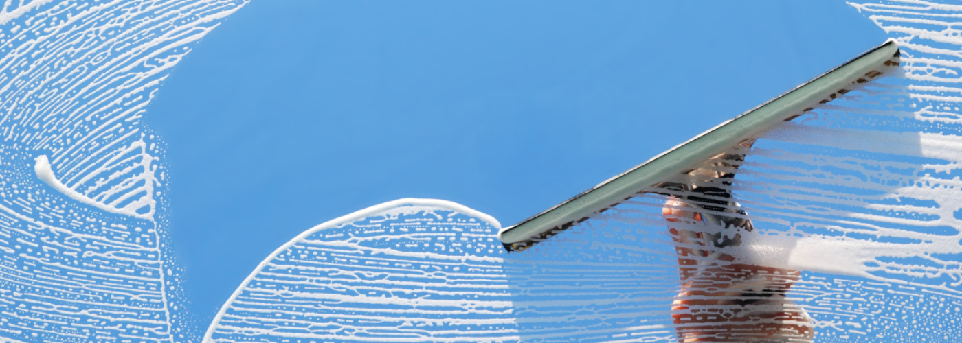 Why Professional Window Cleaning in Edmonton Is Worth It Every Season